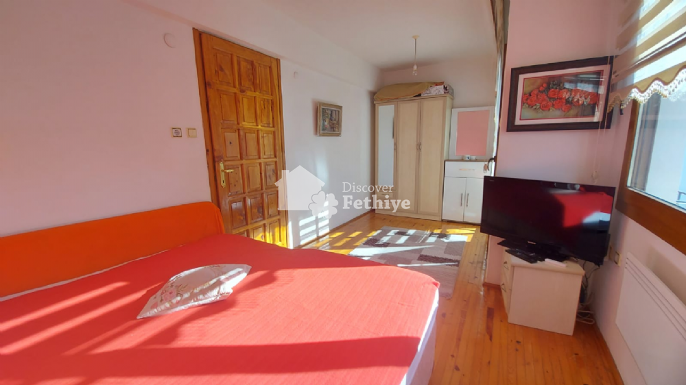 Fethiye Çalış mevkinde satılık 3+1 ikiz villa havuzlu site Discover