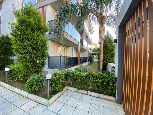 Fethiye Merkezde Sahile 600 m Satılık 1+1 Daire